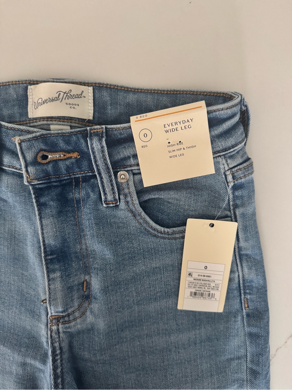 Universal Thread High-Rise Wide Leg Jeans - Light Blue Denim
